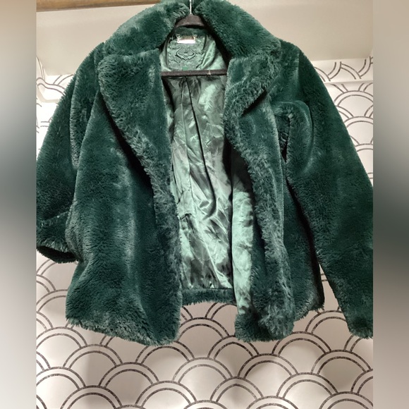 Odin Emerald Plush Teddy Jacket size medium - Picture 14 of 14